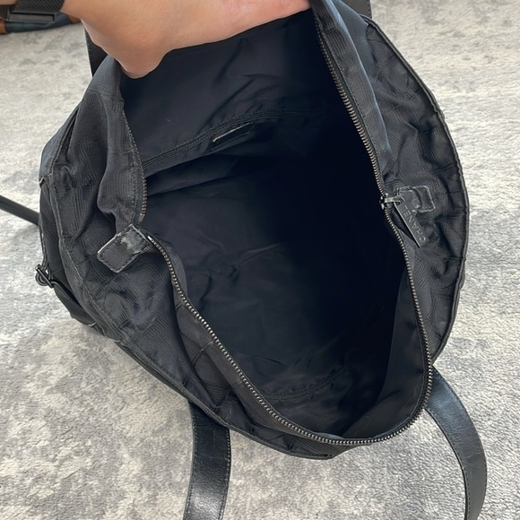 Chanel Travel Line Canvas Leather Tote Bag GM Black Side Buckles Zip Top - Picture 15 of 17